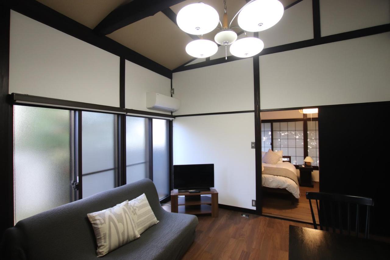 Yamaguchi House Annex, Private House With Onsen Villa Hakone Exterior photo